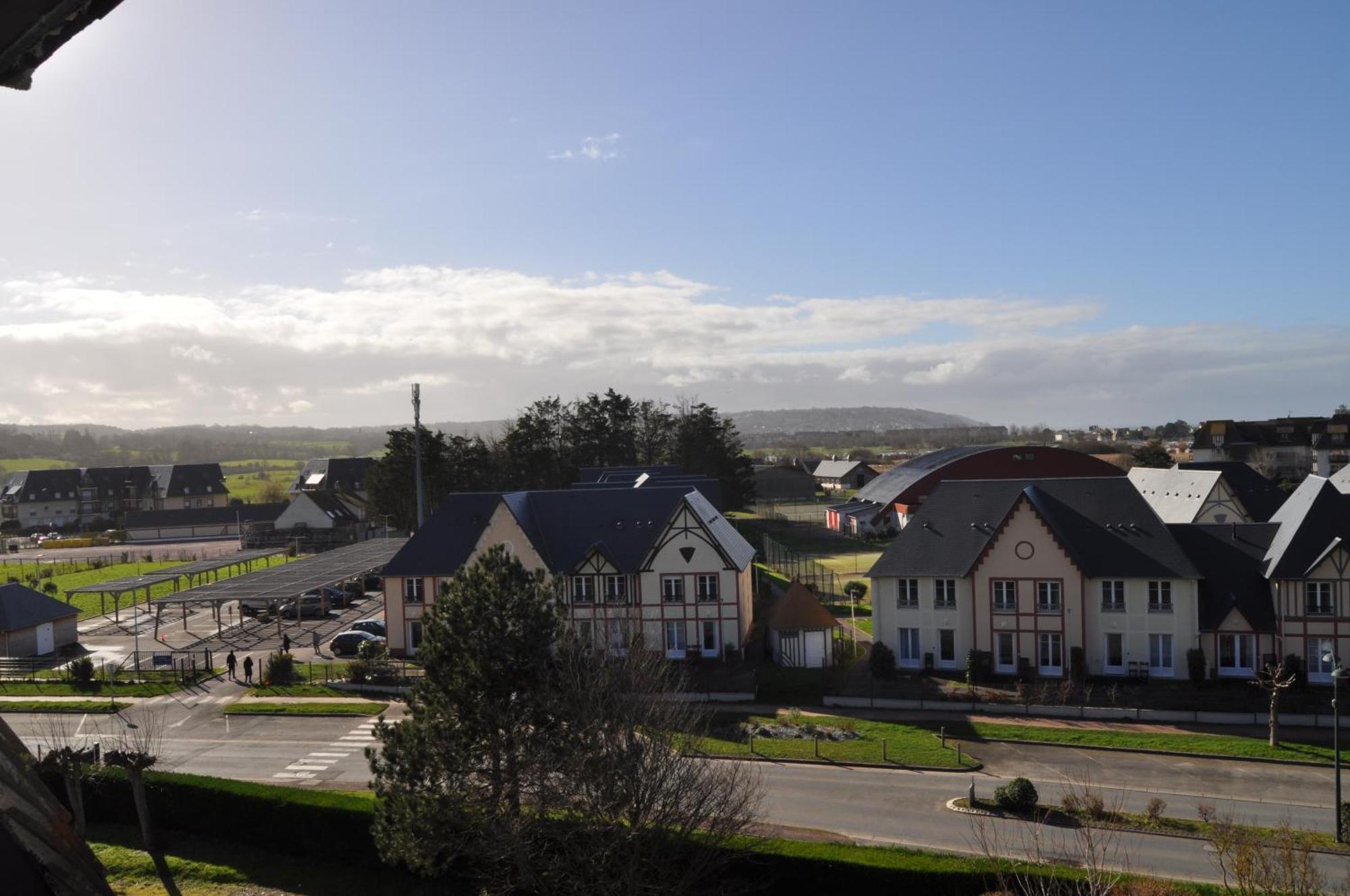 Mer Et Soleil A Blonville Sur Mer/ Deauville מראה חיצוני תמונה